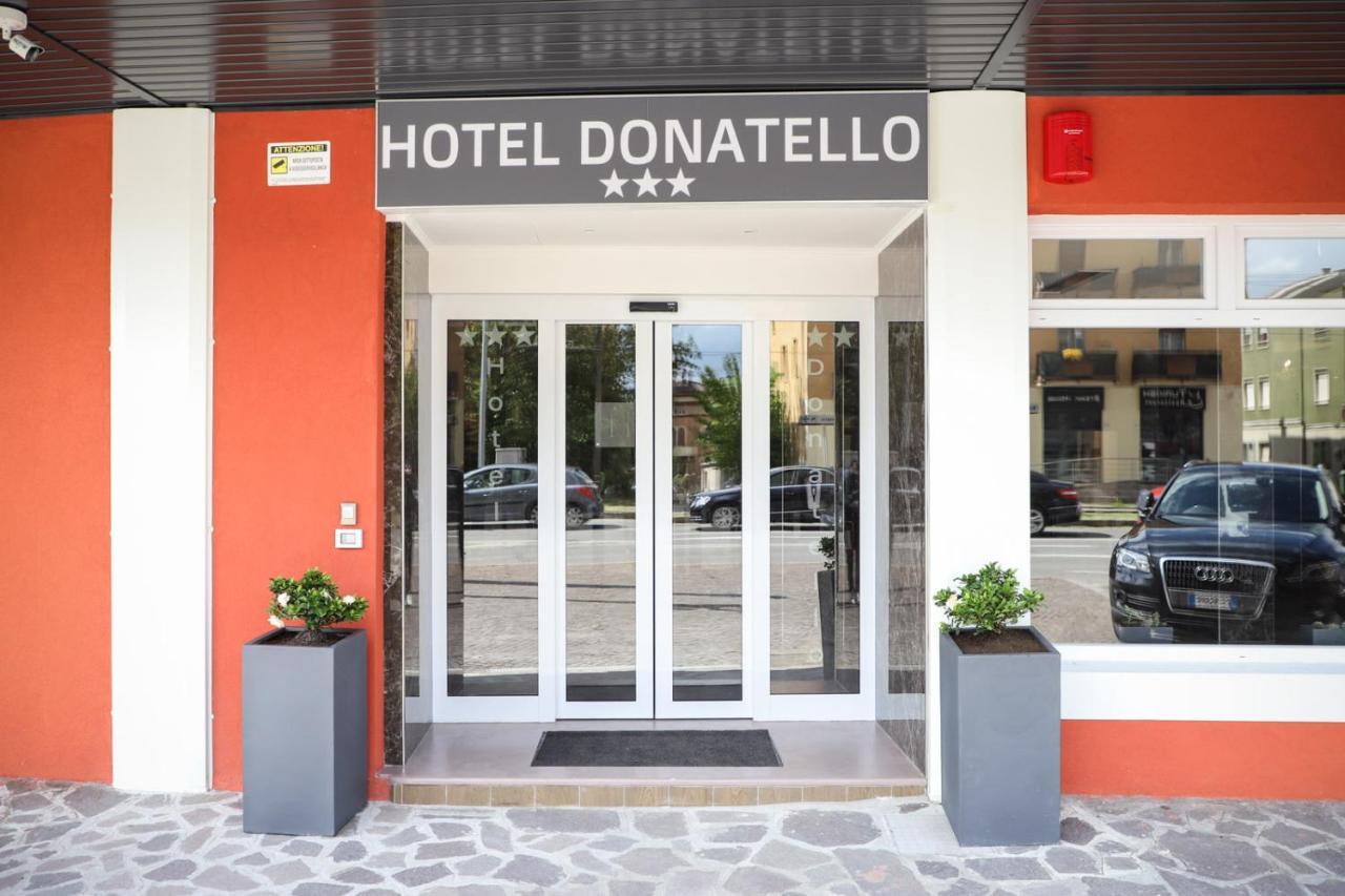 Hotel Donatello Modena Zewnętrze zdjęcie